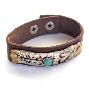 Southwestern Western Faux Turquoise Silver Tone Leather Adjustable Snap Bracelet